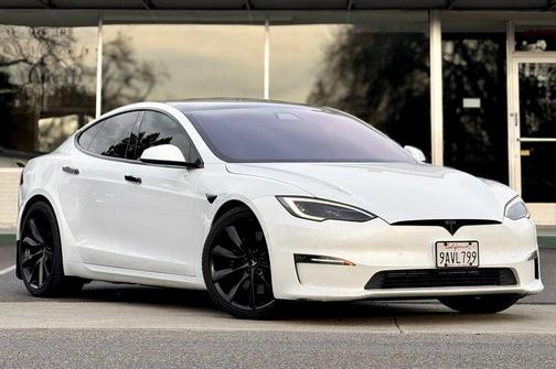 2022 Tesla Model S Long Range