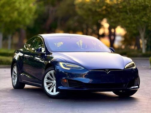 2017 Tesla Model S 75