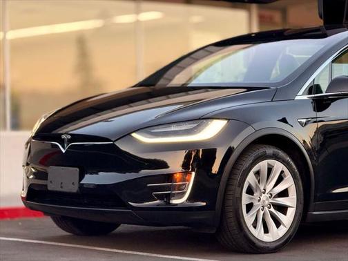 2020 Tesla Model X Long Range Dual Motor All-Wheel Drive