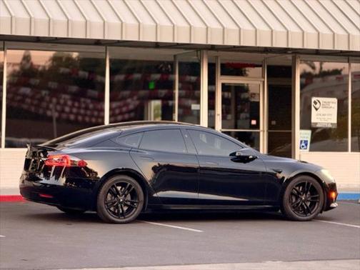 2017 Tesla Model S 75