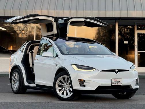2019 Tesla Model X Long Range