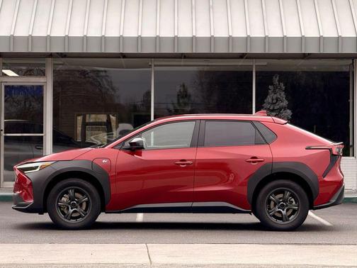 2023 Subaru Solterra Premium