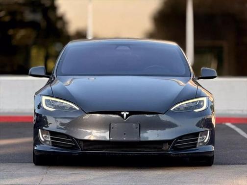 2017 Tesla Model S 75D