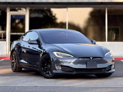 2017 Tesla Model S 75D