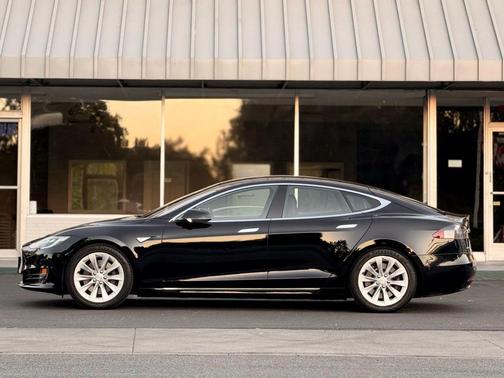2016 Tesla Model S 75