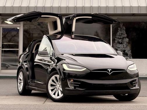 2016 Tesla Model X 75D