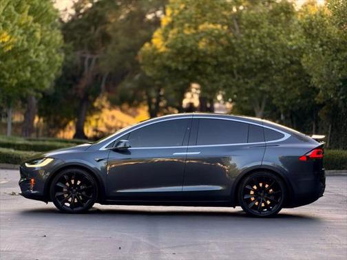 2017 Tesla Model X 100D