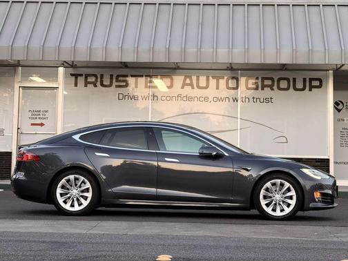 Grey 2019 Tesla Model S Long Range