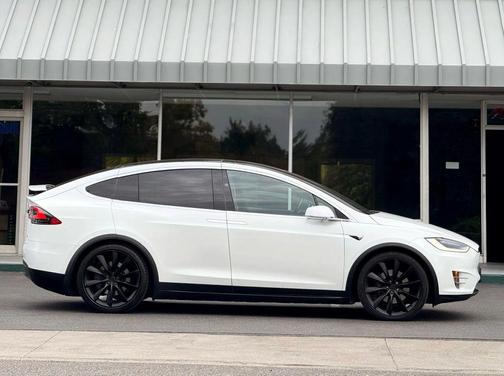2017 Tesla Model X 90D