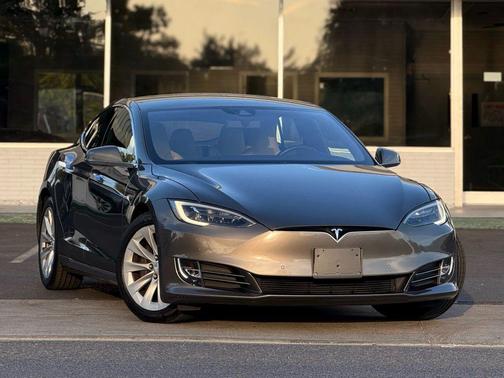 2016 Tesla Model S 60D