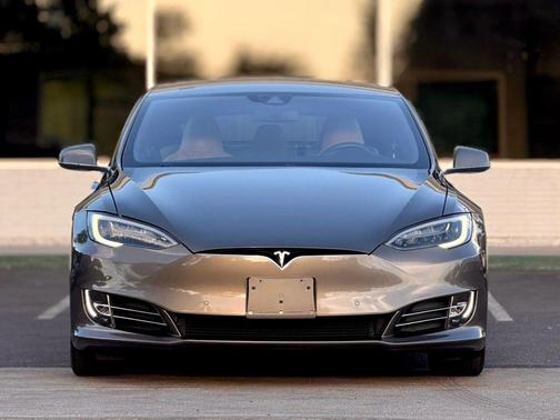 2016 Tesla Model S 60D