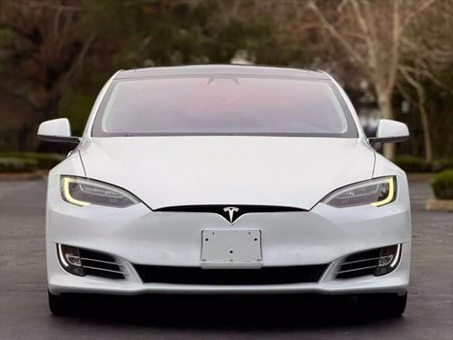 2016 Tesla Model S 75D