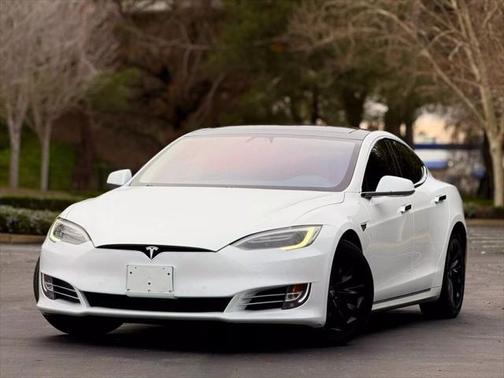 2016 Tesla Model S 75D
