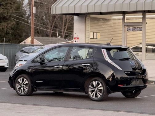 2015 Nissan Leaf SV