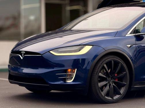 2018 Tesla Model X P100D Sport Utility 4D