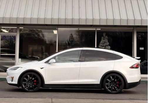 2018 Tesla Model X P100D