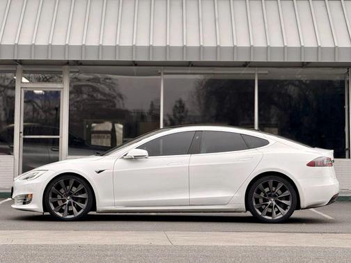 2021 Tesla Model S Long Range Plus