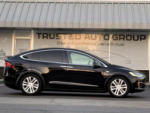Black 2016 Tesla Model X 90D