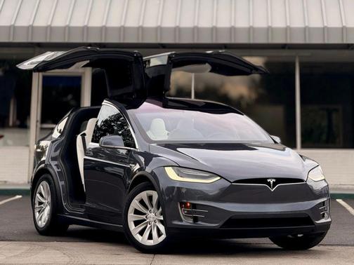 2020 Tesla Model X Long Range Plus Sport Utility 4D