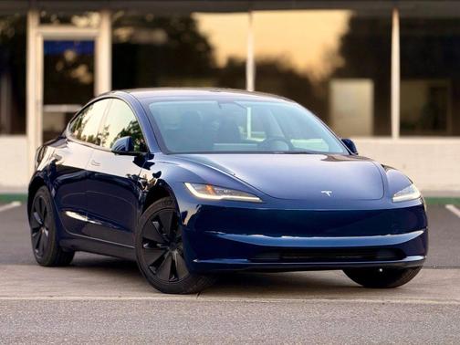 2024 Tesla Model 3 Long Range