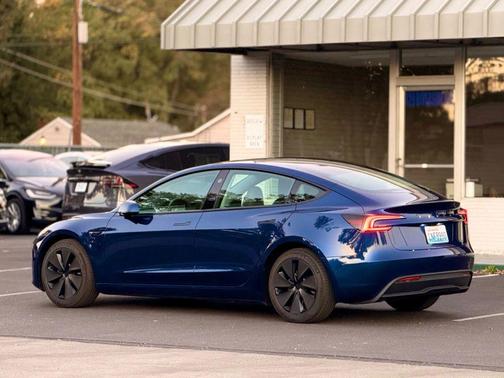 2024 Tesla Model 3 Long Range