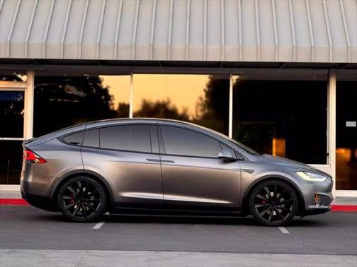 2016 Tesla Model X P90D