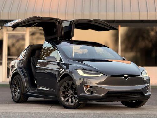 2018 Tesla Model X 100D