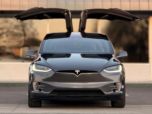 2018 Tesla Model X 100D