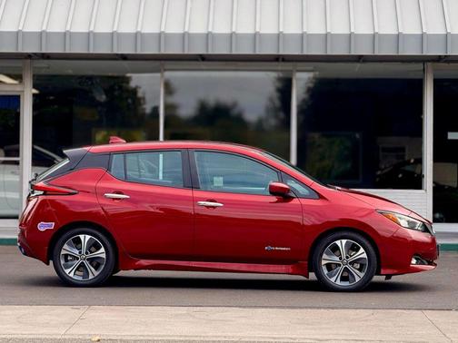 2018 Nissan Leaf SV
