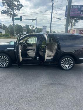 2019 Lincoln Navigator L Reserve