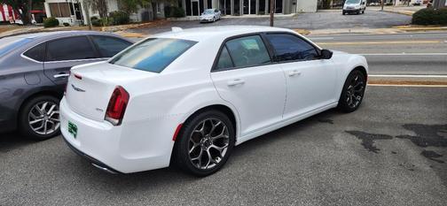 2018 Chrysler 300 Touring