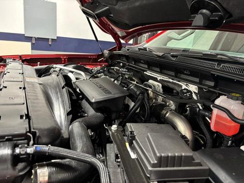 2025 GMC Sierra 2500 SLT