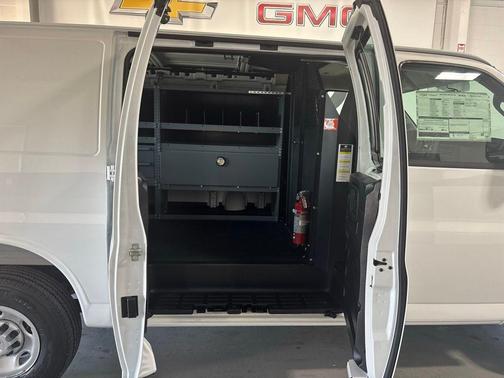 Summit White 2025 Chevrolet Express 2500 Work Van