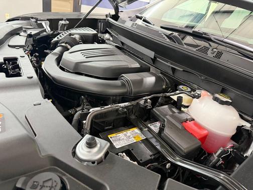 Sterling 2026 GMC Acadia AT4