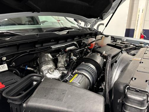 2025 GMC Sierra 2500 SLE