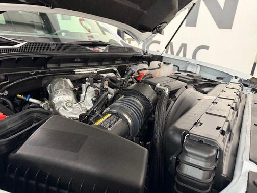 Summit White 2026 Chevrolet Silverado 3500 LT