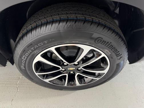 Sterling Gray Metallic 2026 Chevrolet Trailblazer LT