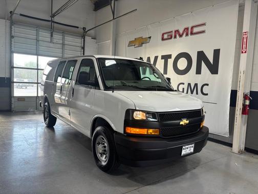 2025 Chevrolet Express 2500 Work Van
