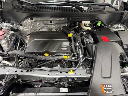 Sterling Gray Metallic 2026 Chevrolet Trax 2RS