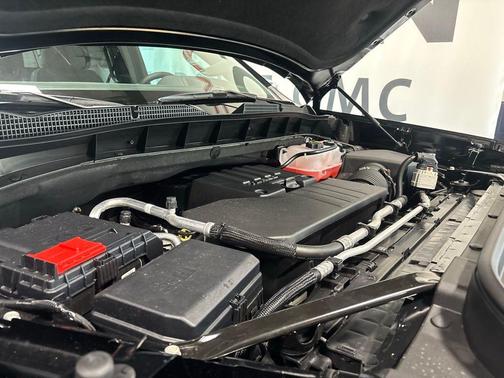 Onyx Black 2026 GMC Sierra 1500 SLE