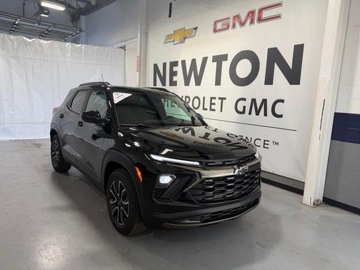 Black 2026 Chevrolet Trailblazer ACTIV