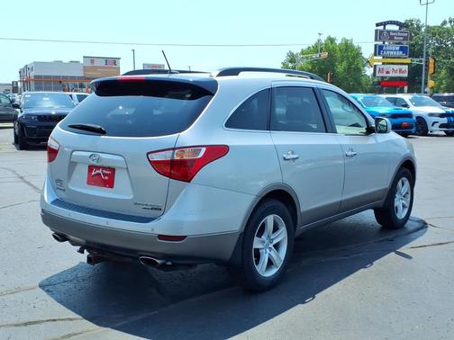 Ultra Silver Metallic 2010 Hyundai Veracruz Limited