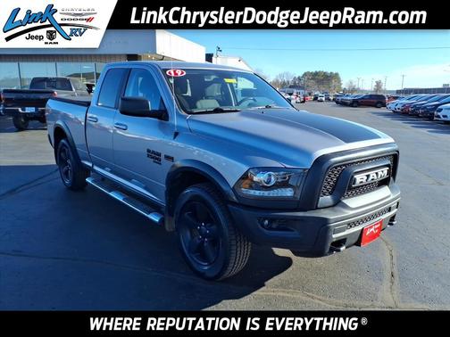2019 RAM 1500 Classic Warlock Quad Cab 4x4 6'4' Box