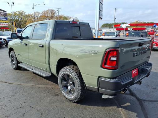 2026 RAM 1500 Warlock Crew Cab 4x4 5'7' Box