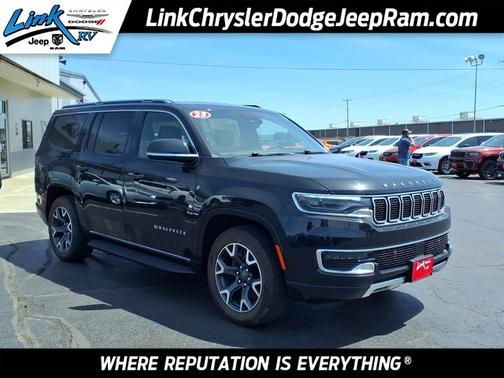 Diamond Black Crystal Pearlcoat 2023 Jeep Wagoneer Series III 4x4