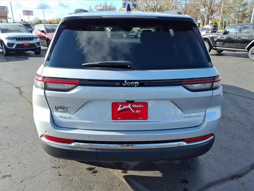2024 Jeep Grand Cherokee Laredo