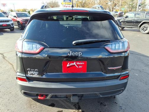 2022 Jeep Cherokee Trailhawk