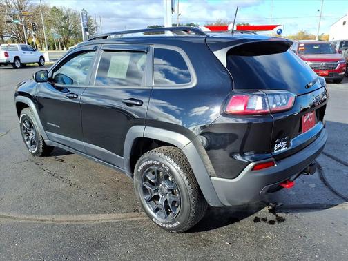 2022 Jeep Cherokee Trailhawk