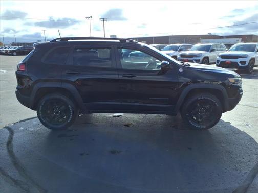 2022 Jeep Cherokee Trailhawk