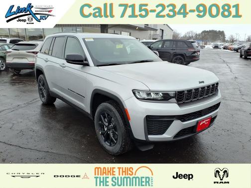 Silver Zynith 2026 Jeep Grand Cherokee Altitude